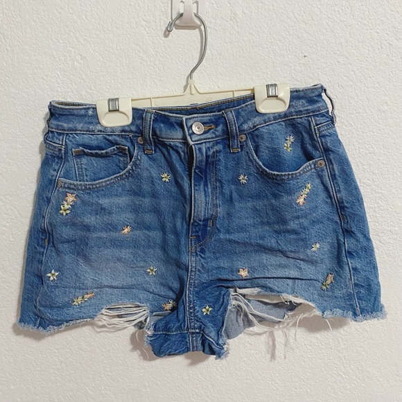 American Eagle Outfitters Pants - American eagle denim shorts floral print mini shorts distressed size 4